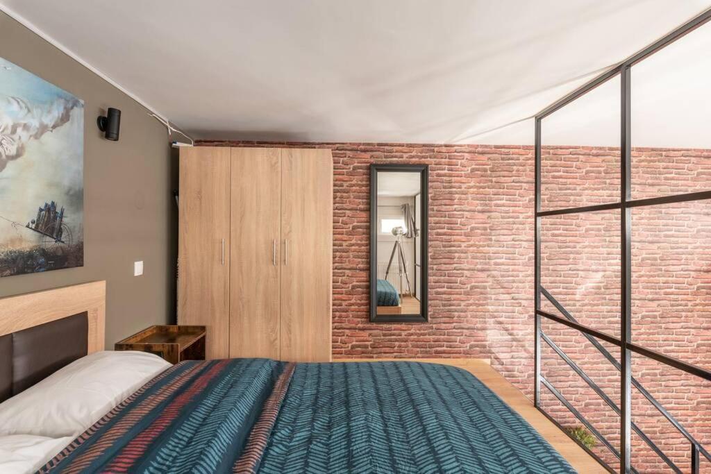 Industrial Loft Near Seaside W 200Mbps Apartamento Tessalónica Exterior foto